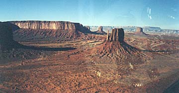valley2.jpg (19641 bytes)