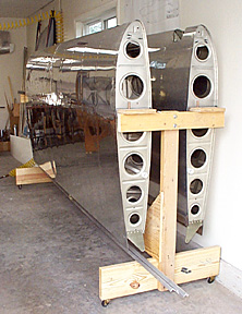 wing-104.jpg (44282 bytes)