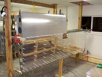 wing-55.jpg (56816 bytes)