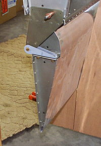 wing-69.jpg (36523 bytes)