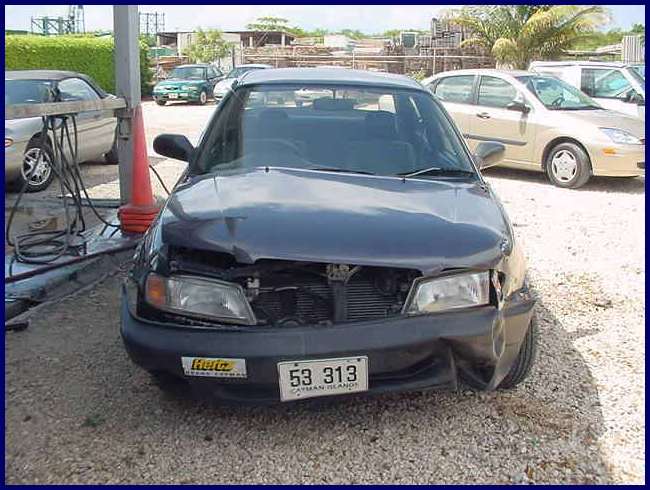 cayman-car-wreckJ.JPG