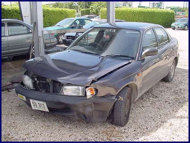 cayman-car-wreckK.JPG