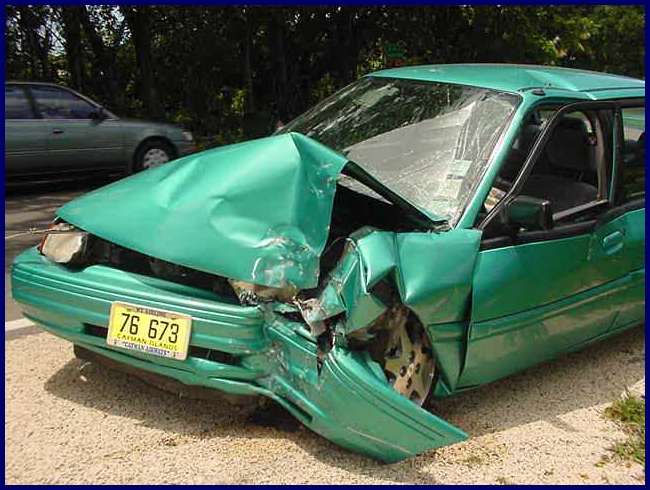 cayman-car-wreckM.JPG