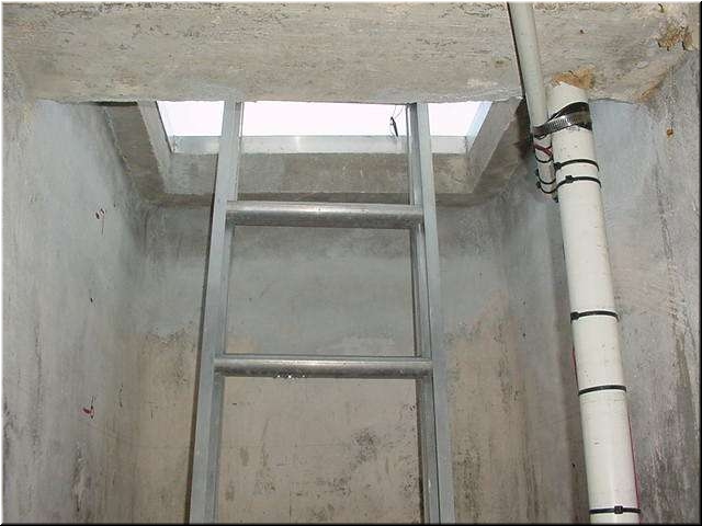 cistern02.JPG