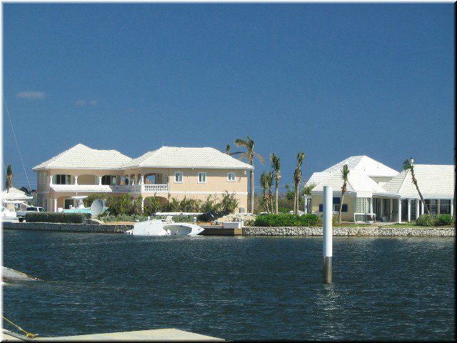 yacht.JPG