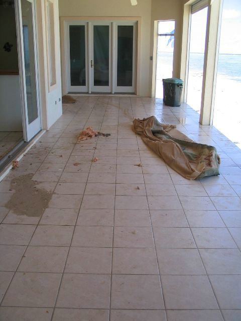 CaymanChillin-cleanup05.JPG