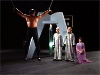 Kirk hanging in chains, Vians