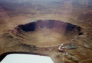 crater.jpg (22449 bytes)